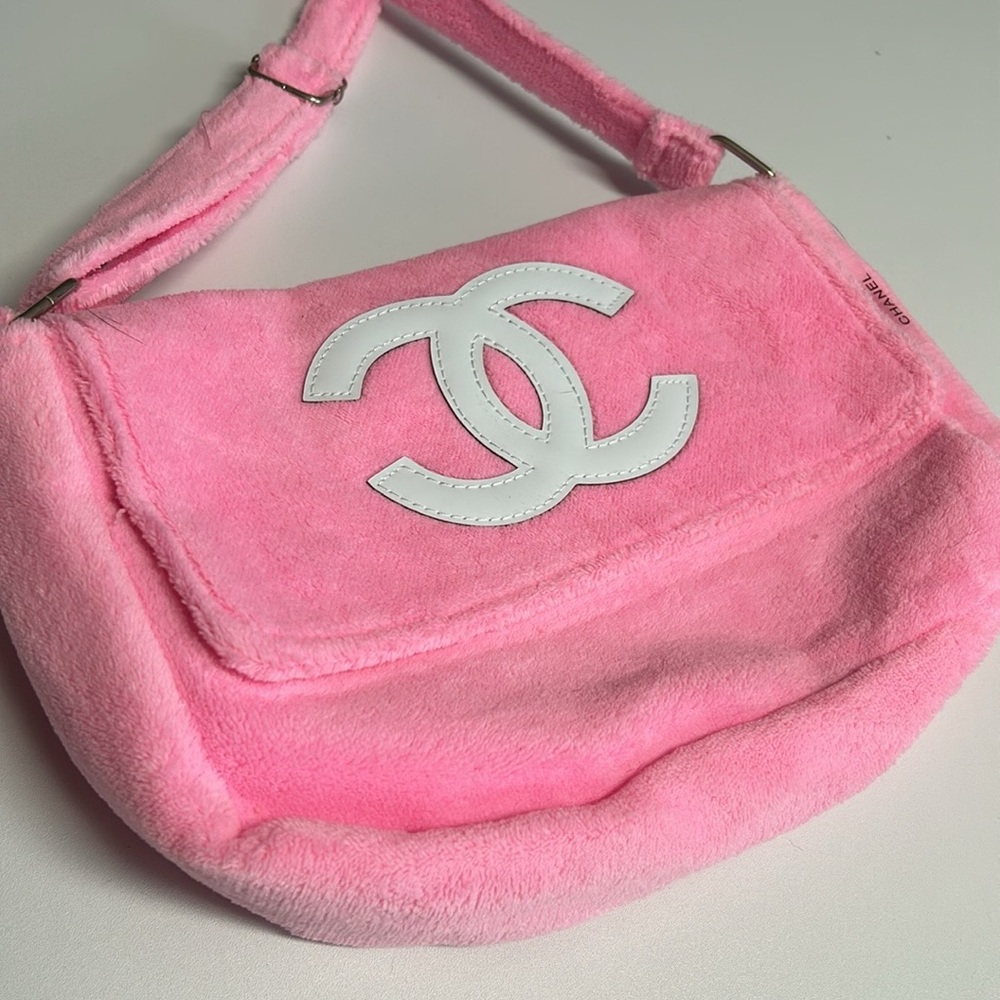 Chanel CC logo pink  precision handbag bag